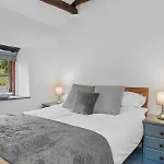 Newly Renovated Lakeland - Pass The Keys Semesterbostad